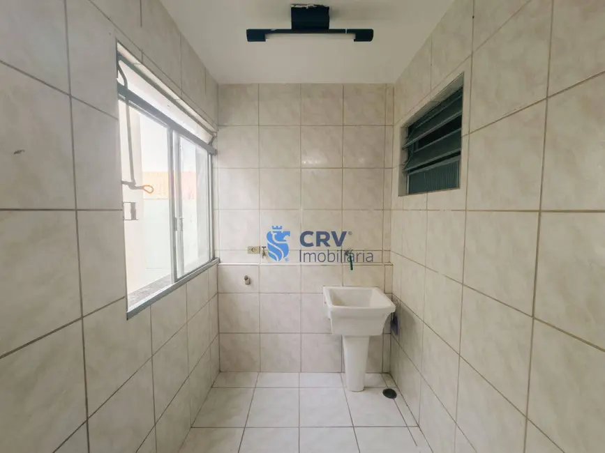 Foto 6 de Apartamento com 3 quartos para alugar, 54m2 em Londrina - PR