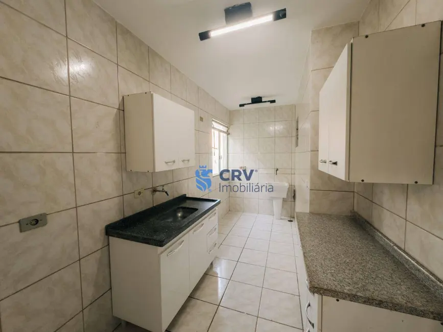 Foto 3 de Apartamento com 3 quartos para alugar, 54m2 em Londrina - PR