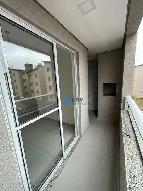 Foto 7 de Apartamento com 3 quartos para alugar, 62m2 em Parque Jamaica, Londrina - PR