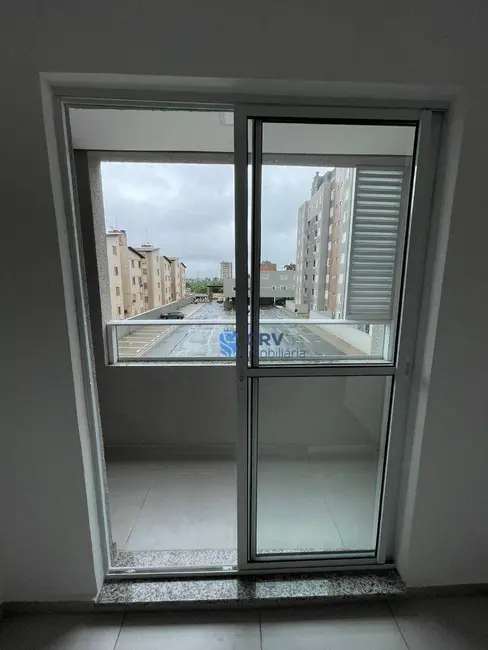 Foto 5 de Apartamento com 3 quartos para alugar, 62m2 em Parque Jamaica, Londrina - PR