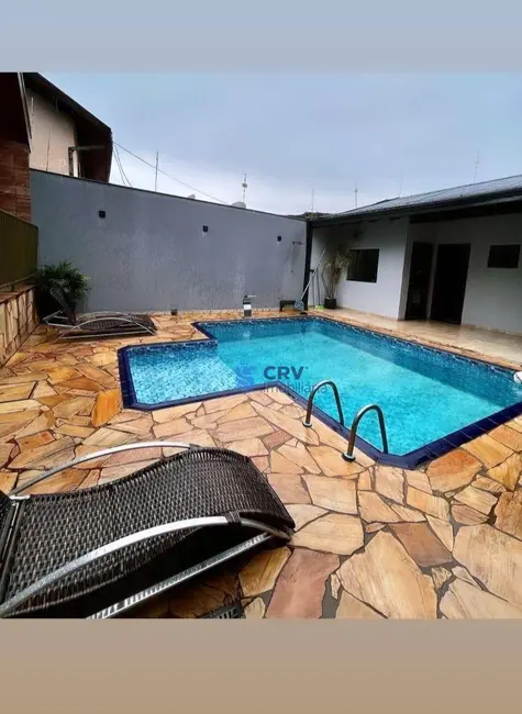 Sobrado com 5 quartos à venda, 330m2 em Santa Mônica, Londrina - PR - imagem 6 Foto 6 de Sobrado com 5 quartos à venda, 330m2 em Santa Mônica, Londrina - PR