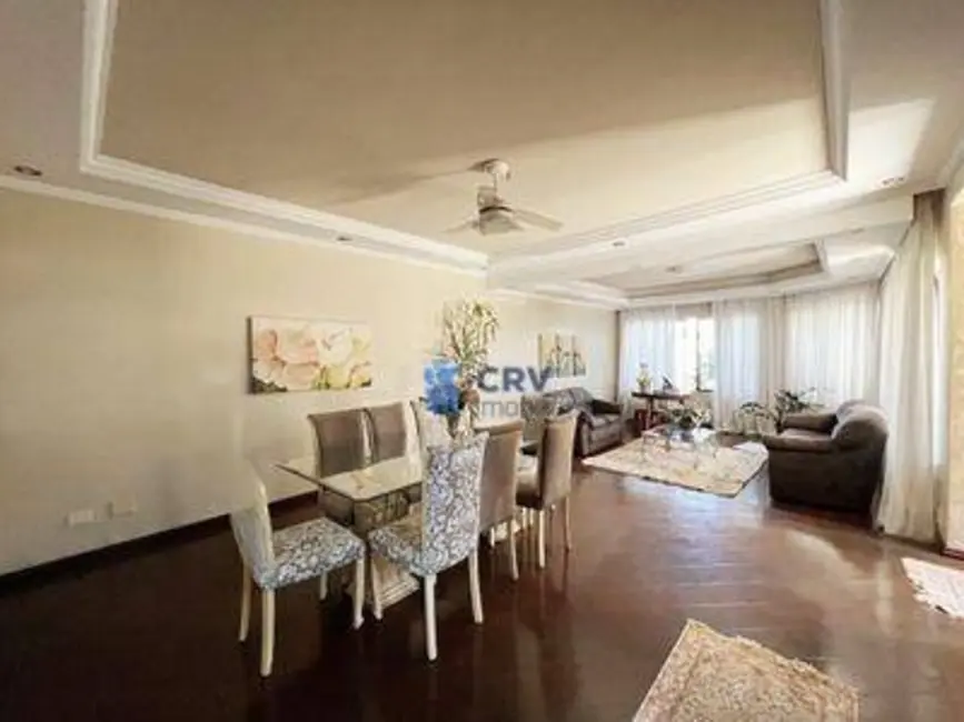 Casa com 3 quartos à venda e para alugar, 478m2 em Portal de Versalhes 2, Londrina - PR - imagem 7 Foto 7 de Casa com 3 quartos à venda e para alugar, 478m2 em Portal de Versalhes 2, Londrina - PR