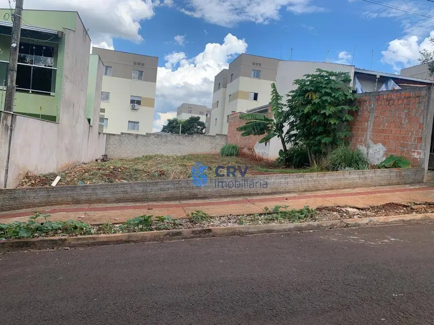 Foto 1 de Terreno / Lote à venda, 255m2 em Conjunto Habitacional José Garcia Molina, Londrina - PR