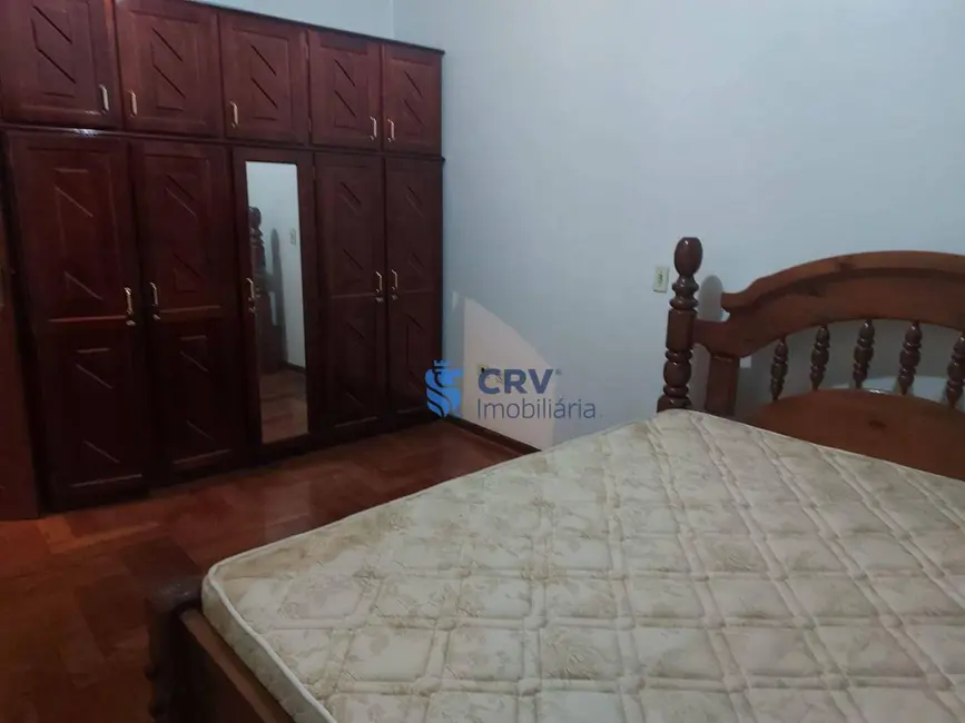 Foto 9 de Sobrado com 4 quartos para alugar, 390m2 em Londrina - PR