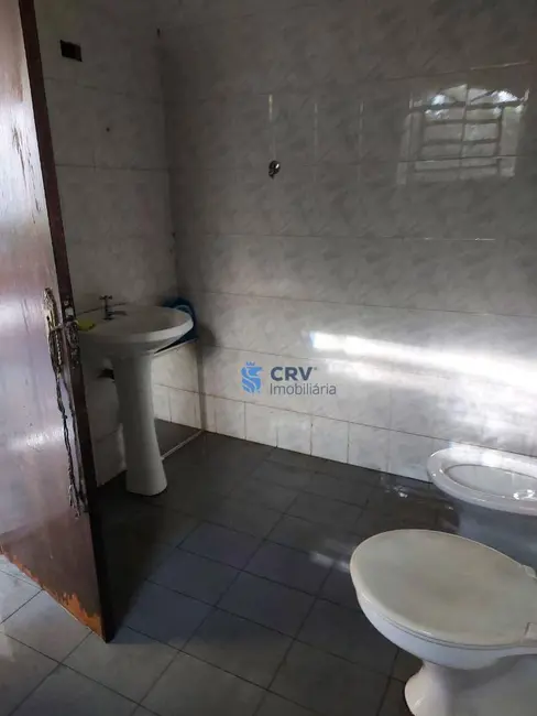 Foto 8 de Sobrado com 4 quartos para alugar, 390m2 em Londrina - PR