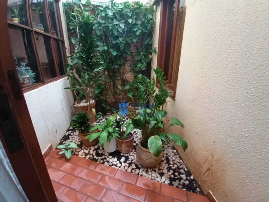 Foto 5 de Casa de Condomínio com 3 quartos para alugar, 380m2 em Condomínio Vale do Arvoredo, Londrina - PR