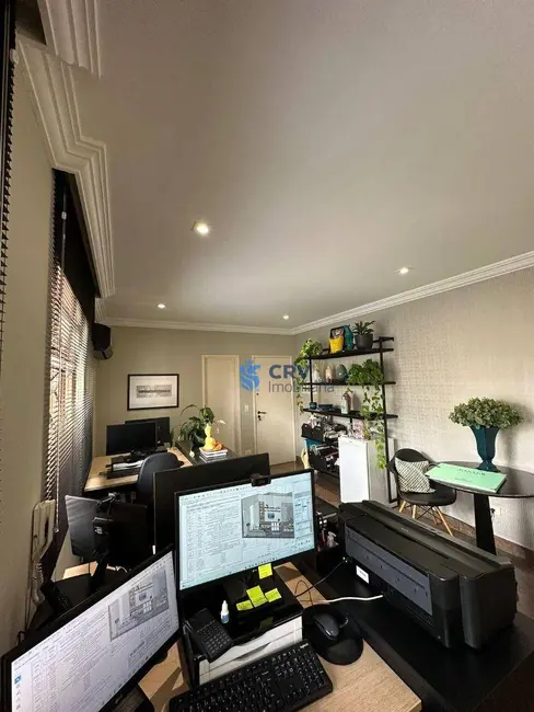 Sala Comercial à venda, 75m2 em Centro, Londrina - PR - imagem 5 Foto 5 de Sala Comercial à venda, 75m2 em Centro, Londrina - PR