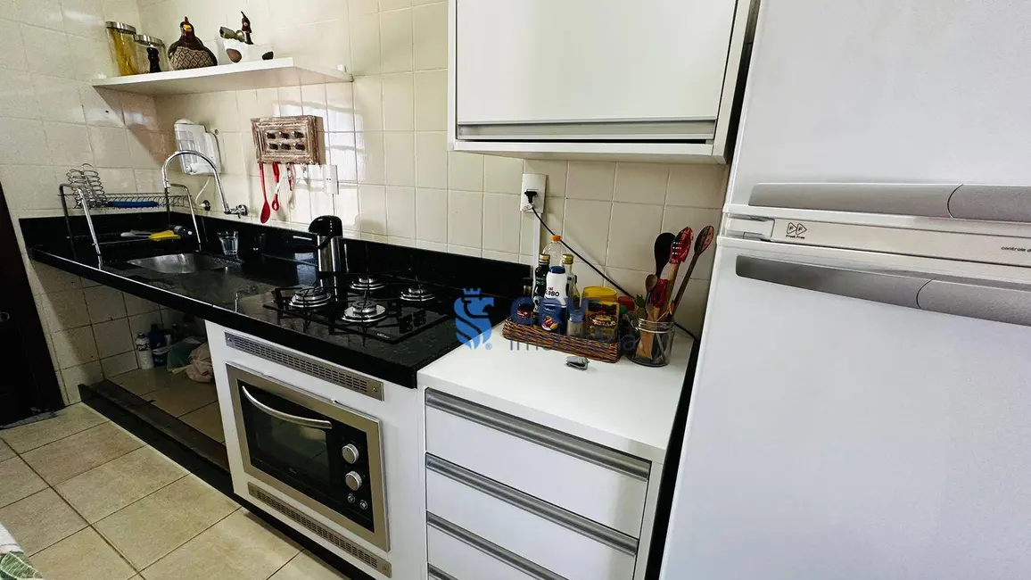 Sobrado com 3 quartos à venda, 182m2 em Jardim Albatroz, Londrina - PR - imagem 5 Foto 5 de Sobrado com 3 quartos à venda, 182m2 em Jardim Albatroz, Londrina - PR