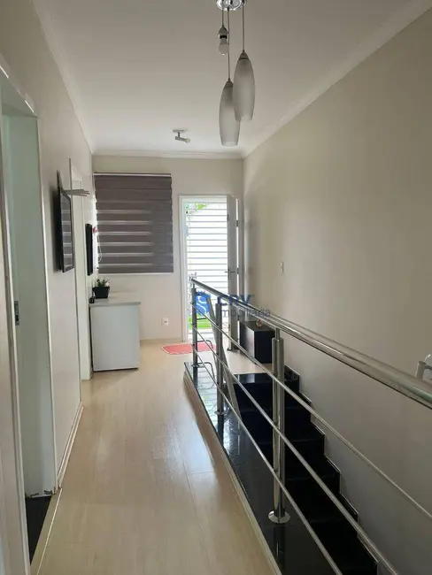 Foto 3 de Sobrado com 3 quartos para alugar, 127m2 em Jardim San Diego, Londrina - PR