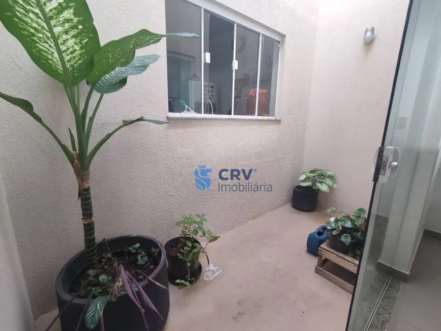 Sobrado com 3 quartos à venda, 152m2 em Londrina - PR - imagem 7 Foto 7 de Sobrado com 3 quartos à venda, 152m2 em Londrina - PR