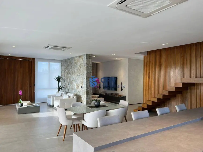 Sobrado com 3 quartos à venda, 1520m2 em Sertanopolis - PR - imagem 6 Foto 6 de Sobrado com 3 quartos à venda, 1520m2 em Sertanopolis - PR