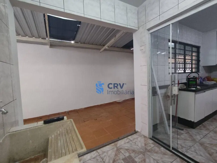 Casa com 3 quartos à venda, 360m2 em San Fernando, Londrina - PR - imagem 7 Foto 7 de Casa com 3 quartos à venda, 360m2 em San Fernando, Londrina - PR