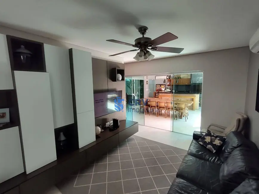 Casa de Condomínio com 3 quartos à venda, 503m2 em Esperança, Londrina - PR - imagem 8 Foto 8 de Casa de Condomínio com 3 quartos à venda, 503m2 em Esperança, Londrina - PR