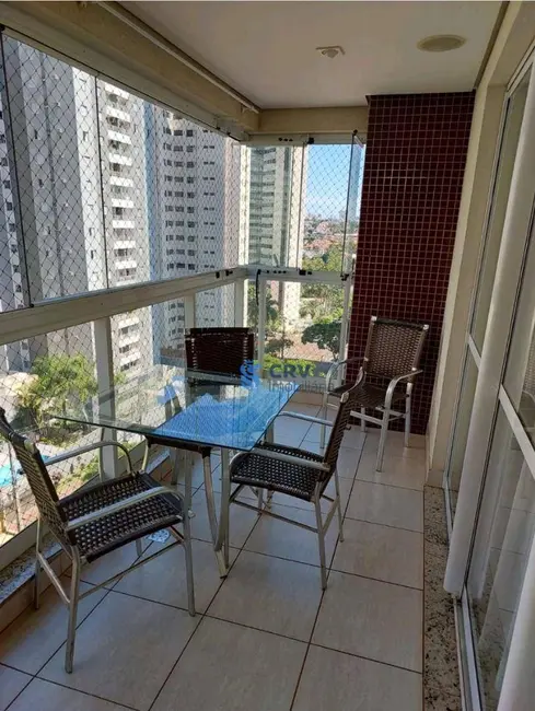 Apartamento com 3 quartos à venda, 148m2 em Londrina - PR - imagem 8 Foto 8 de Apartamento com 3 quartos à venda, 148m2 em Londrina - PR