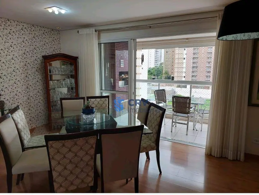 Apartamento com 3 quartos à venda, 148m2 em Londrina - PR - imagem 6 Foto 6 de Apartamento com 3 quartos à venda, 148m2 em Londrina - PR