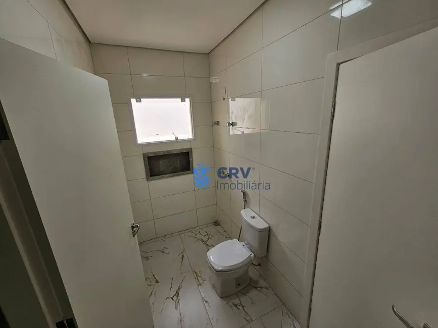 Casa com 3 quartos à venda, 240m2 em Jardim Central Park, Londrina - PR - imagem 7 Foto 7 de Casa com 3 quartos à venda, 240m2 em Jardim Central Park, Londrina - PR