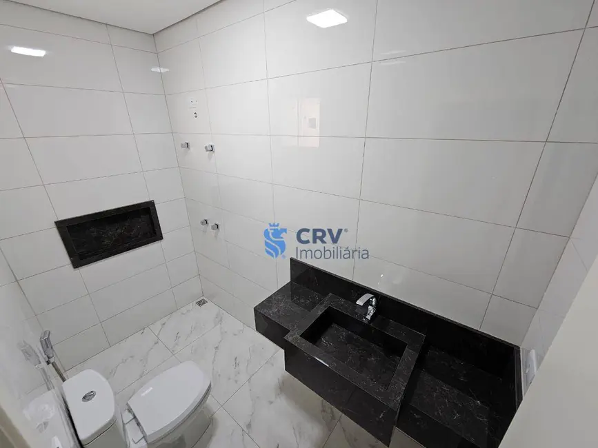 Casa com 3 quartos à venda, 240m2 em Jardim Central Park, Londrina - PR - imagem 5 Foto 5 de Casa com 3 quartos à venda, 240m2 em Jardim Central Park, Londrina - PR