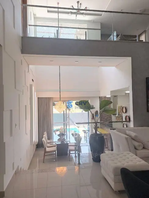 Sobrado com 3 quartos à venda, 500m2 em Londrina - PR - imagem 7 Foto 7 de Sobrado com 3 quartos à venda, 500m2 em Londrina - PR
