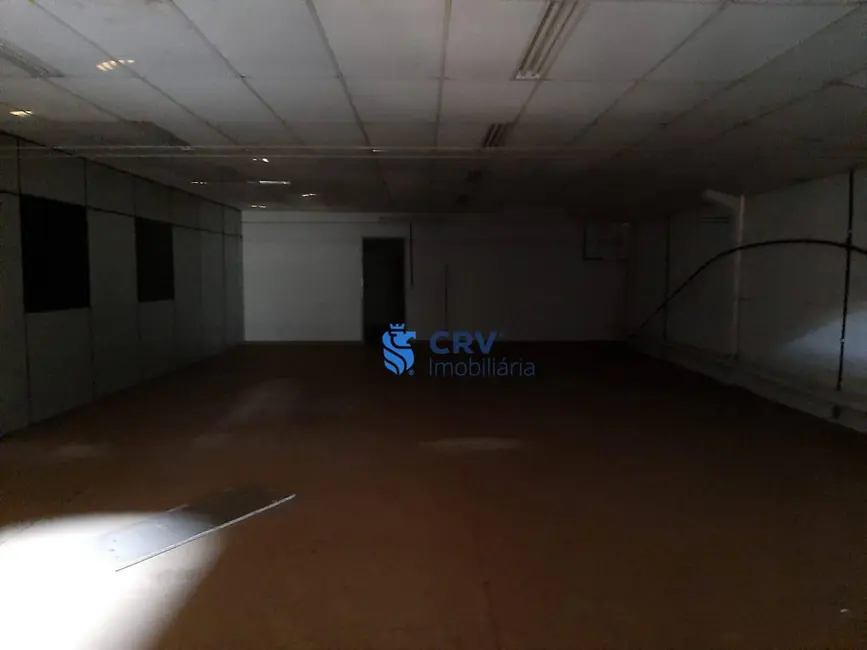 Armazém / Galpão à venda, 720m2 em Waldemar Hauer, Londrina - PR - imagem 7 Foto 7 de Armazém / Galpão à venda, 720m2 em Waldemar Hauer, Londrina - PR