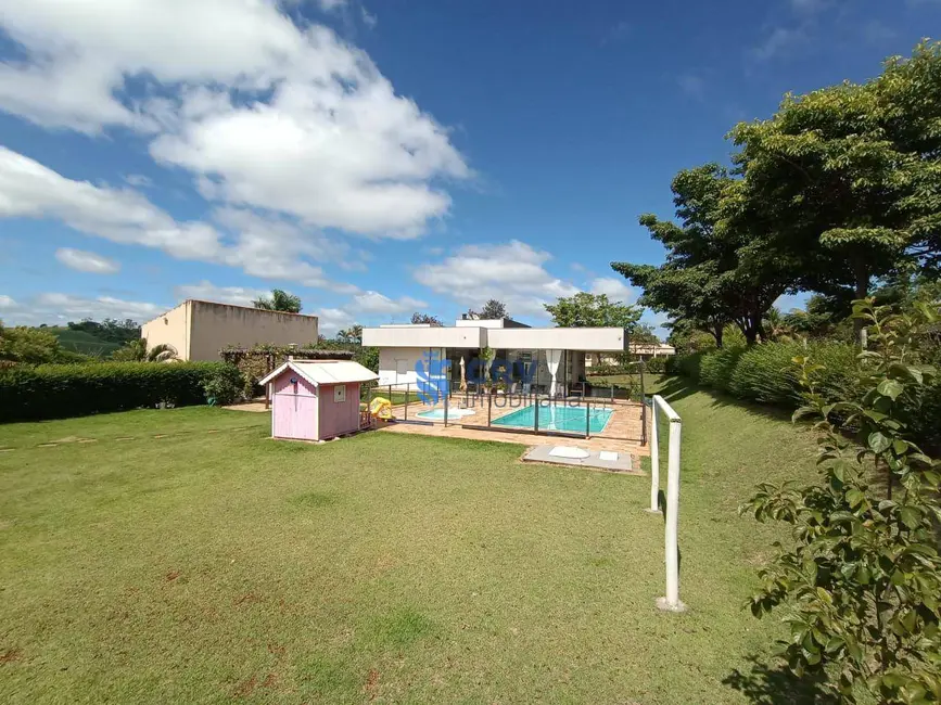 Casa de Condomínio com 3 quartos à venda, 1492m2 em Londrina - PR - imagem 4 Foto 4 de Casa de Condomínio com 3 quartos à venda, 1492m2 em Londrina - PR