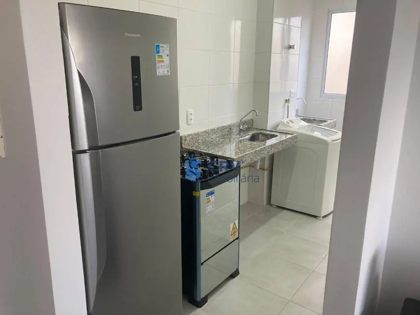 Foto 3 de Apartamento com 2 quartos para alugar, 52m2 em Londrina - PR