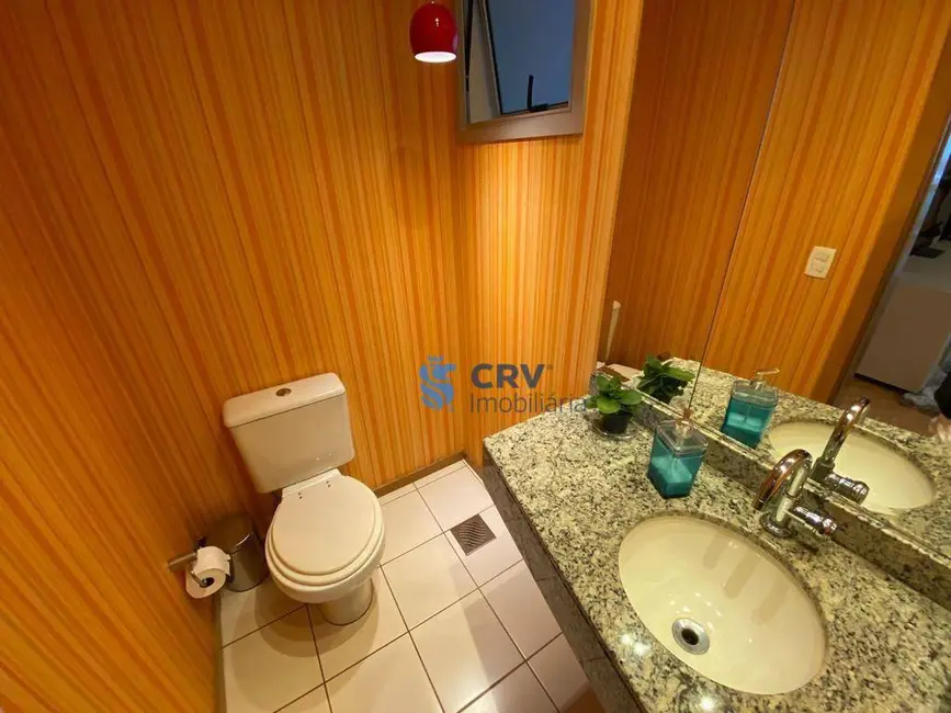 Apartamento com 3 quartos à venda, 209m2 em Londrina - PR - imagem 8 Foto 8 de Apartamento com 3 quartos à venda, 209m2 em Londrina - PR