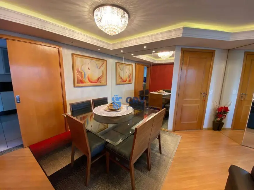 Apartamento com 3 quartos à venda, 209m2 em Londrina - PR - imagem 7 Foto 7 de Apartamento com 3 quartos à venda, 209m2 em Londrina - PR
