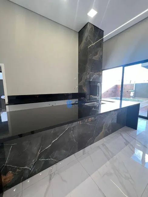 Casa de Condomínio com 3 quartos à venda, 300m2 em Centro, Cambe - PR - imagem 5 Foto 5 de Casa de Condomínio com 3 quartos à venda, 300m2 em Centro, Cambe - PR