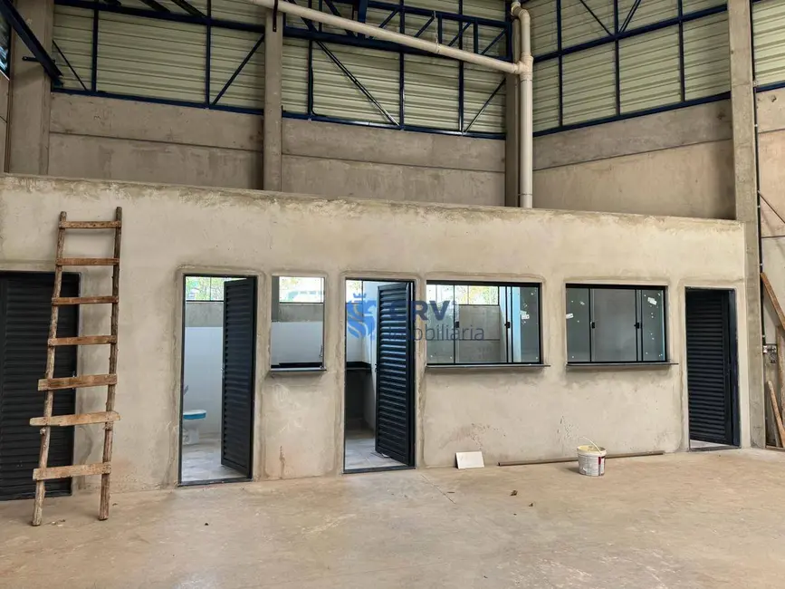 Foto 3 de Armazém / Galpão para alugar, 1600m2 em Ibipora - PR