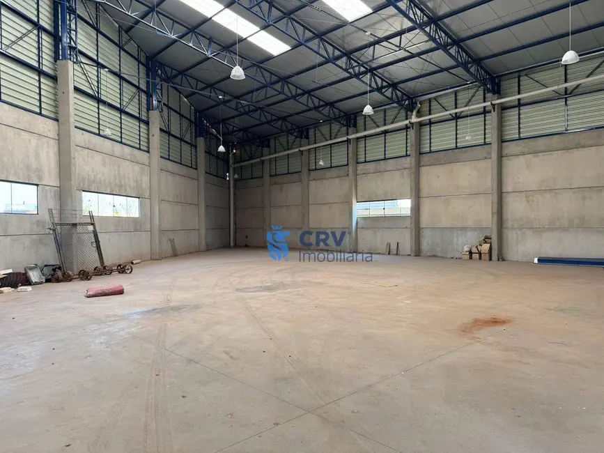Foto 4 de Armazém / Galpão para alugar, 1600m2 em Ibipora - PR