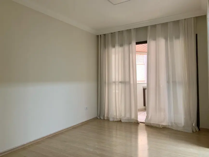 Apartamento com 4 quartos à venda, 292m2 em Centro, Londrina - PR - imagem 3 Foto 3 de Apartamento com 4 quartos à venda, 292m2 em Centro, Londrina - PR