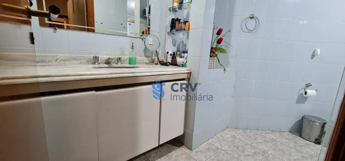 Cobertura com 4 quartos à venda, 366m2 em Centro, Londrina - PR - imagem 9 Foto 9 de Cobertura com 4 quartos à venda, 366m2 em Centro, Londrina - PR
