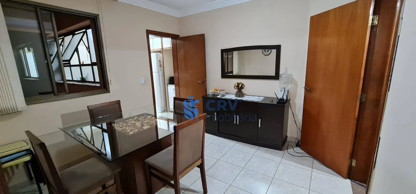 Cobertura com 4 quartos à venda, 366m2 em Centro, Londrina - PR - imagem 4 Foto 4 de Cobertura com 4 quartos à venda, 366m2 em Centro, Londrina - PR