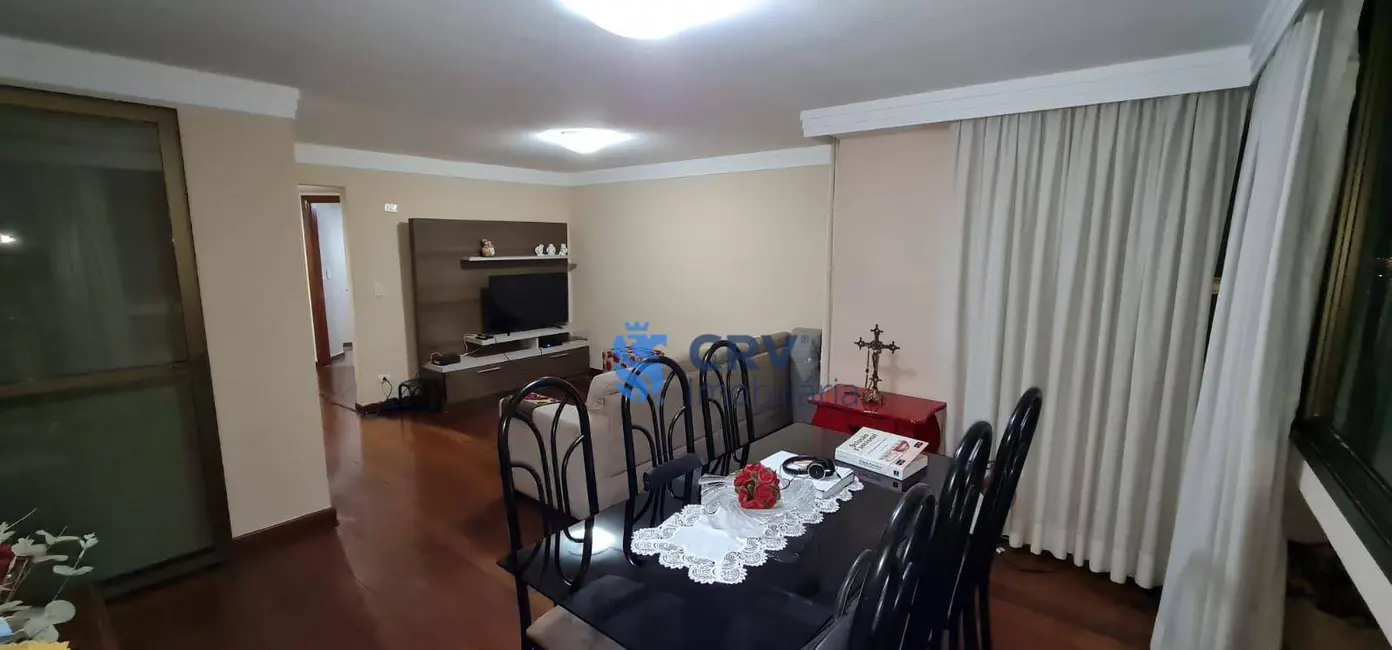 Cobertura com 4 quartos à venda, 366m2 em Centro, Londrina - PR - imagem 3 Foto 3 de Cobertura com 4 quartos à venda, 366m2 em Centro, Londrina - PR