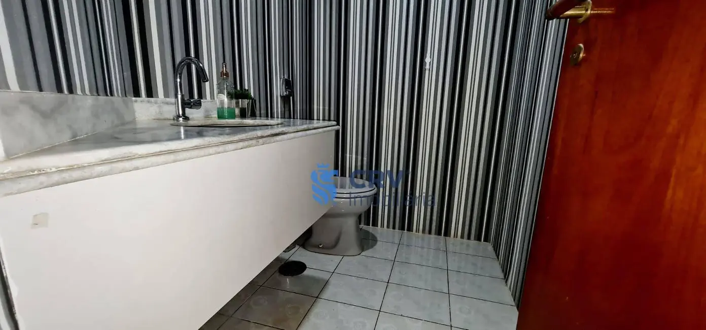 Cobertura com 4 quartos à venda, 366m2 em Centro, Londrina - PR - imagem 6 Foto 6 de Cobertura com 4 quartos à venda, 366m2 em Centro, Londrina - PR