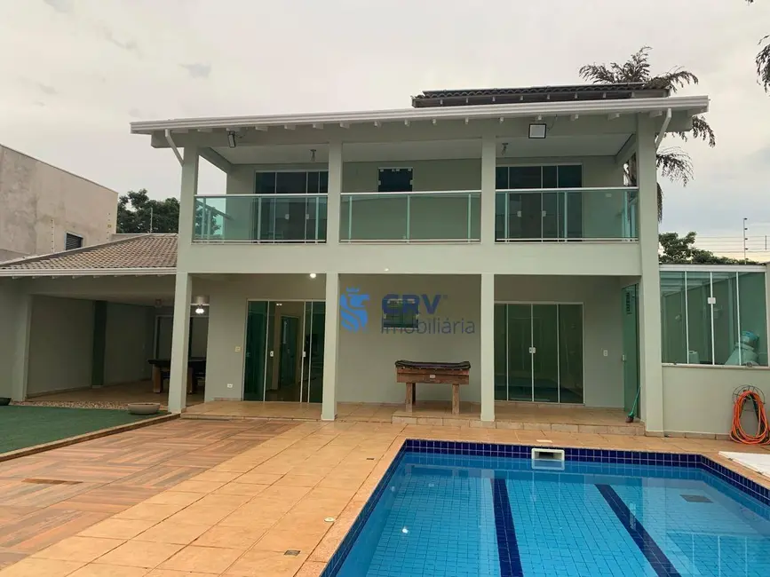 Foto 1 de Sobrado com 5 quartos para alugar, 546m2 em Parque Residencial Alcântara, Londrina - PR