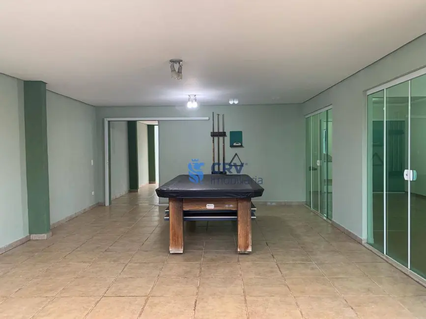 Foto 8 de Sobrado com 5 quartos para alugar, 546m2 em Parque Residencial Alcântara, Londrina - PR