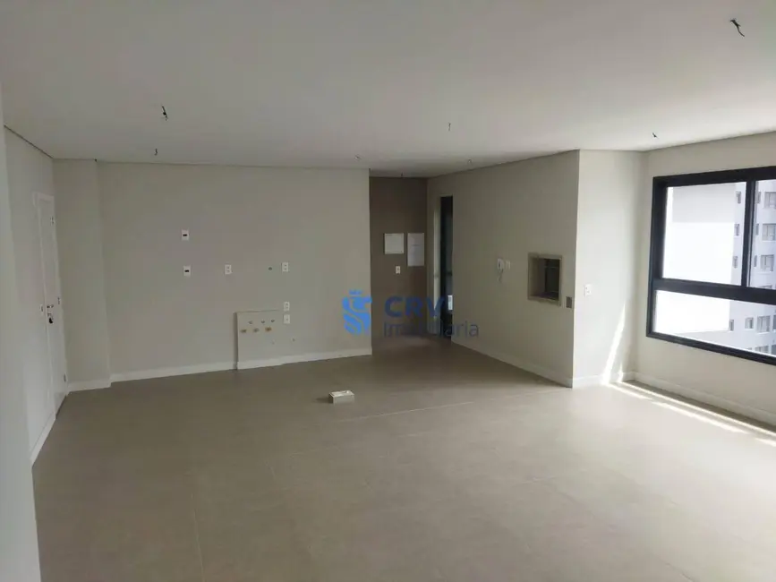 Apartamento com 2 quartos à venda, 136m2 em Londrina - PR - imagem 5 Foto 5 de Apartamento com 2 quartos à venda, 136m2 em Londrina - PR