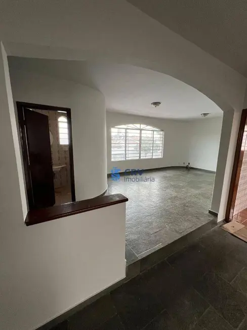 Foto 7 de Casa com 4 quartos para alugar, 398m2 em San Remo, Londrina - PR