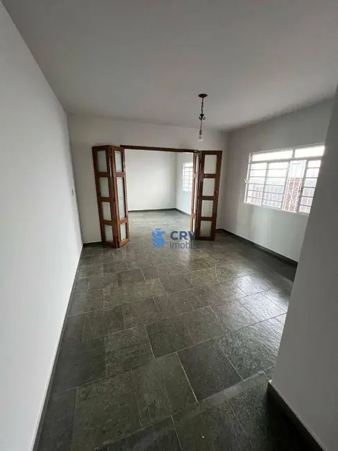 Foto 3 de Casa com 4 quartos para alugar, 398m2 em San Remo, Londrina - PR