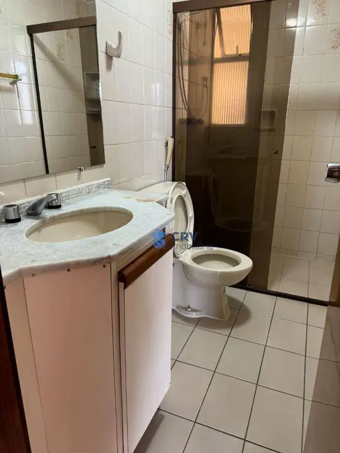 Foto 6 de Apartamento com 3 quartos para alugar, 90m2 em Centro, Londrina - PR