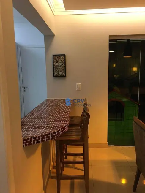 Sobrado com 3 quartos à venda, 260m2 em Parque Jamaica, Londrina - PR - imagem 9 Foto 9 de Sobrado com 3 quartos à venda, 260m2 em Parque Jamaica, Londrina - PR