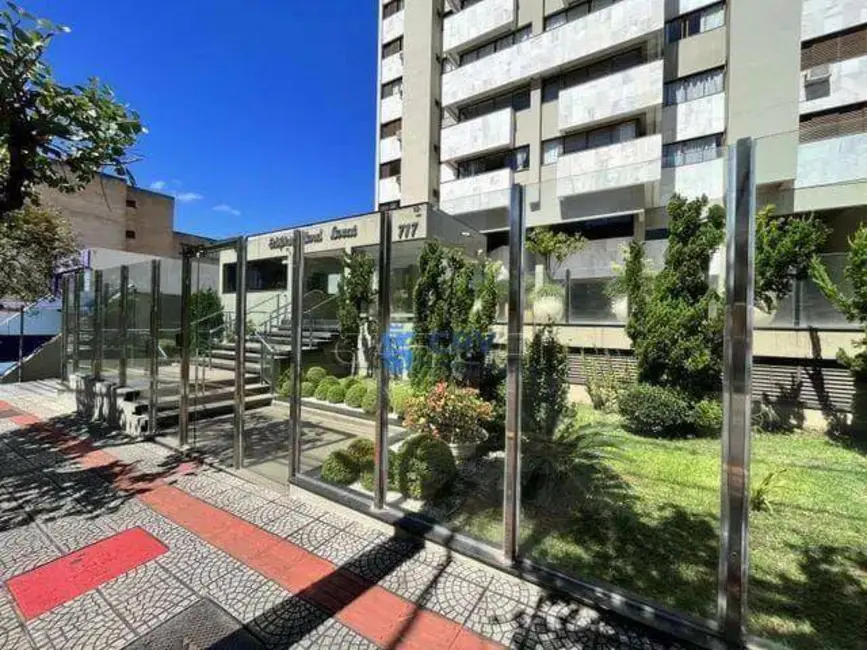 Apartamento com 3 quartos à venda, 156m2 em Centro, Londrina - PR - imagem 1 Foto 1 de Apartamento com 3 quartos à venda, 156m2 em Centro, Londrina - PR