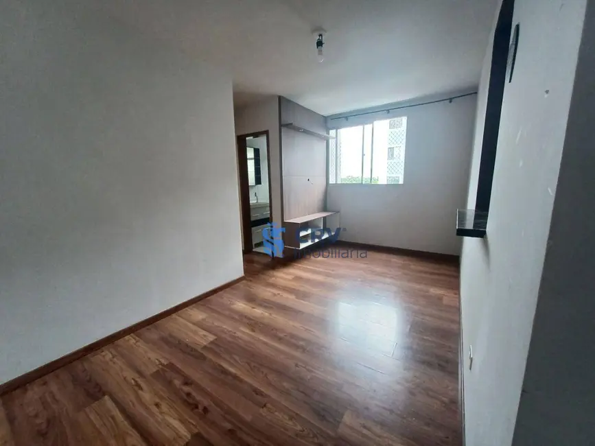 Foto 4 de Apartamento com 2 quartos para alugar, 45m2 em Gleba Fazenda Palhano, Londrina - PR