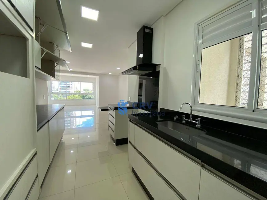 Foto 5 de Apartamento com 3 quartos para alugar, 239m2 em Londrina - PR