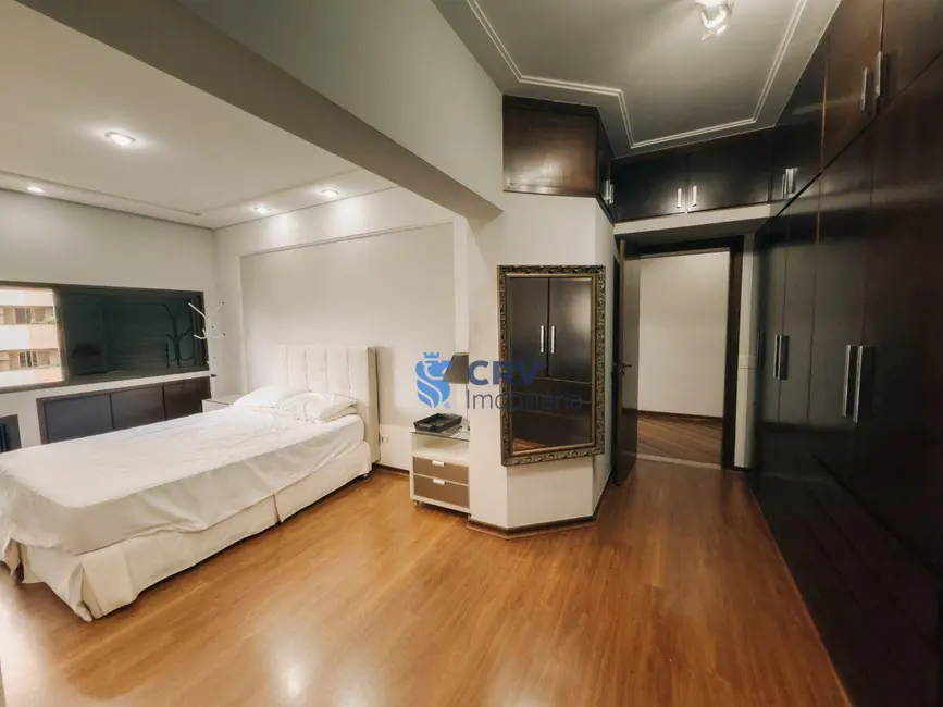 Foto 9 de Apartamento com 4 quartos à venda, 382m2 em Centro, Londrina - PR