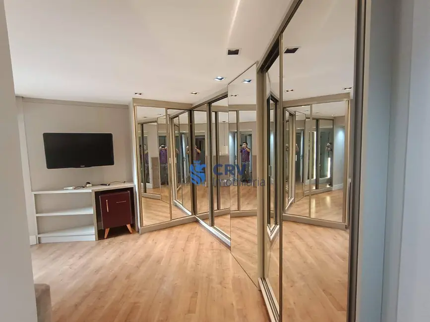 Apartamento com 4 quartos à venda, 292m2 em Centro, Londrina - PR - imagem 9 Foto 9 de Apartamento com 4 quartos à venda, 292m2 em Centro, Londrina - PR