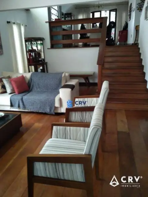 Casa com 6 quartos à venda e para alugar, 800m2 em Lago Parque, Londrina - PR - imagem 5 Foto 5 de Casa com 6 quartos à venda e para alugar, 800m2 em Lago Parque, Londrina - PR