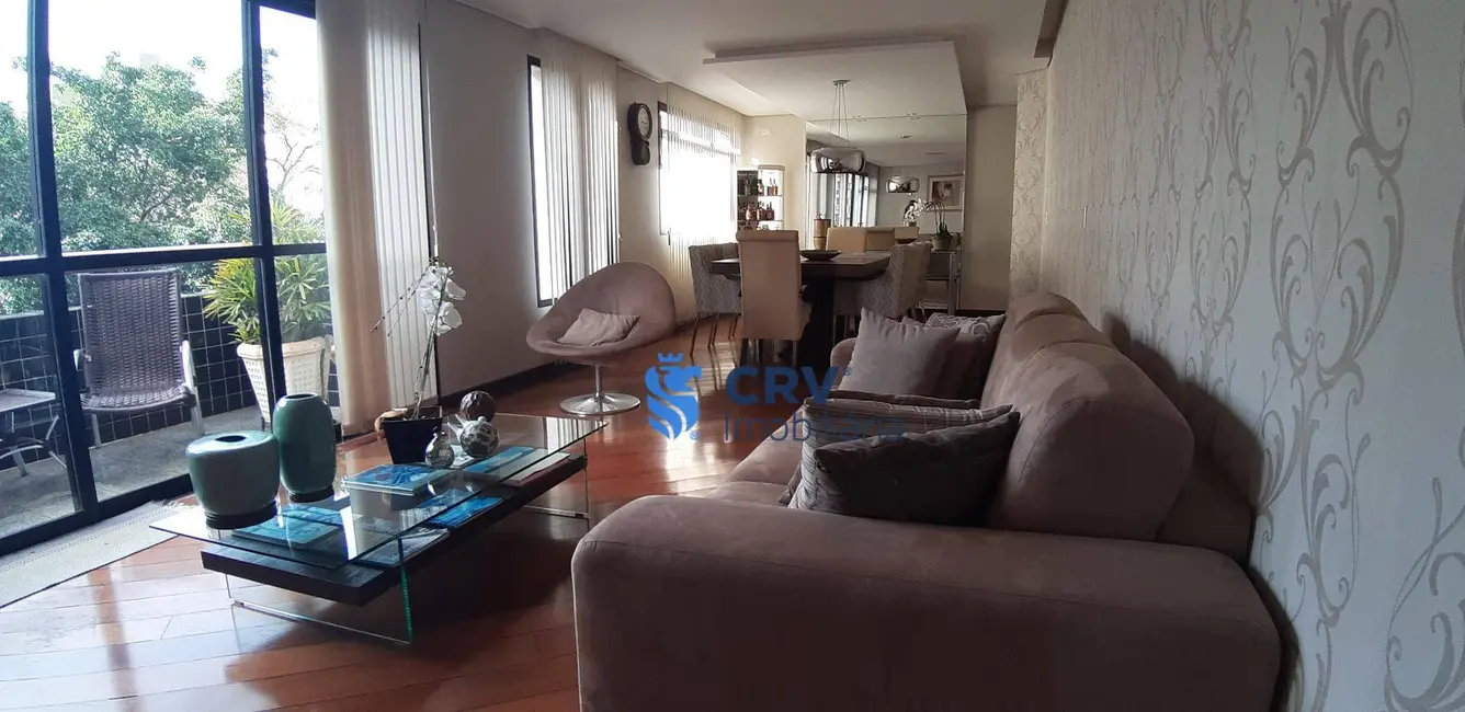 Foto 2 de Apartamento com 3 quartos à venda, 224m2 em Centro, Londrina - PR