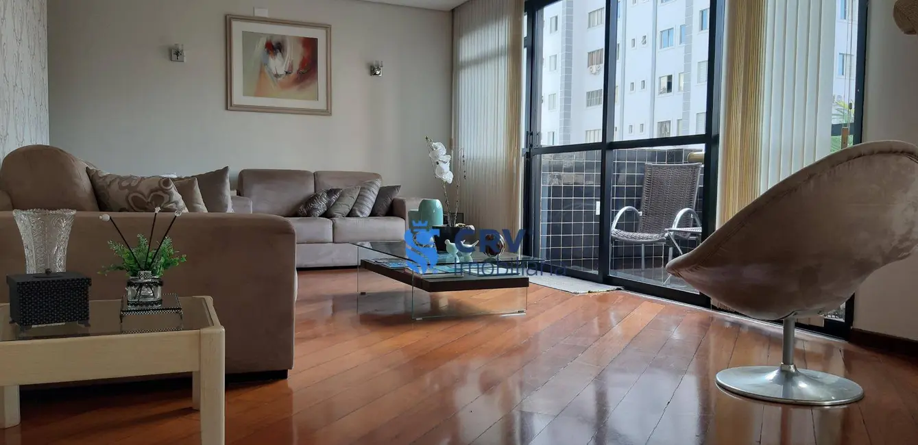 Foto 1 de Apartamento com 3 quartos à venda, 224m2 em Centro, Londrina - PR